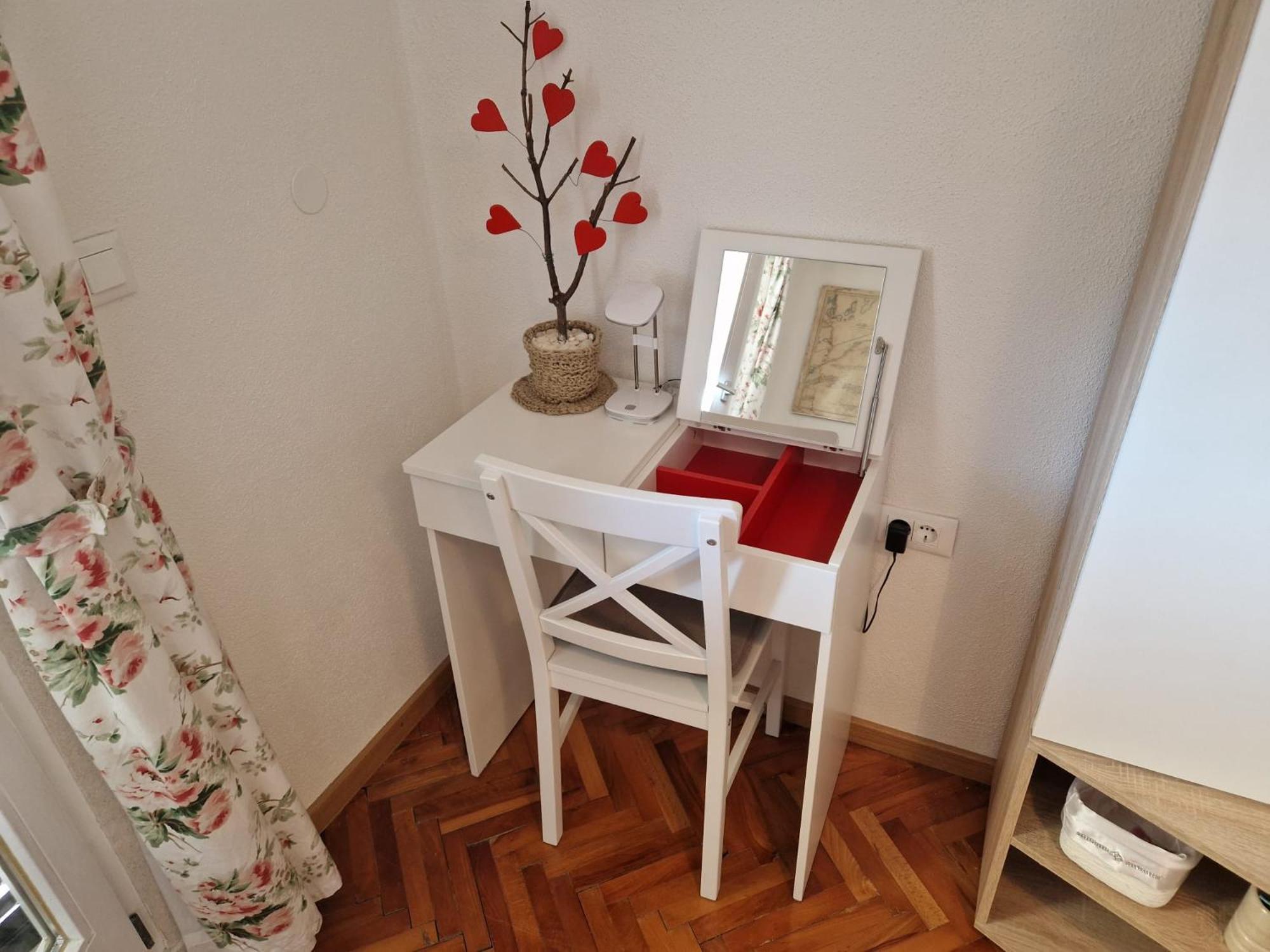 Studio Apartment Riva Sumartin Exteriör bild